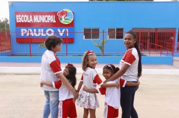 Secretaria de Educação entrega reconstrução da Escola Paulo VI em Chã do Pinheiro