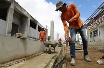 Em Paudalho, seguem as obras de três novas escolas do município